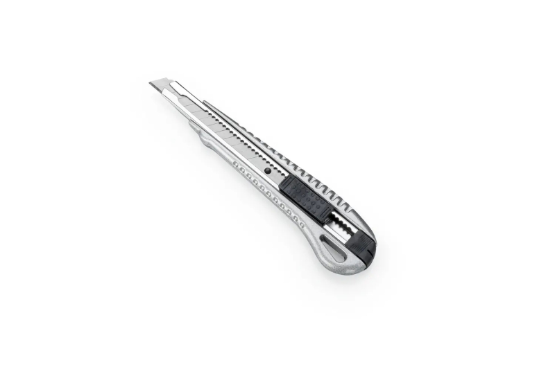 Dahle 10880 Profesional Cuter Con Cuchilla De 9Mm - Cuerpo Metalico - Mecanismo Automatico De Bloqueo - Guia Metalica